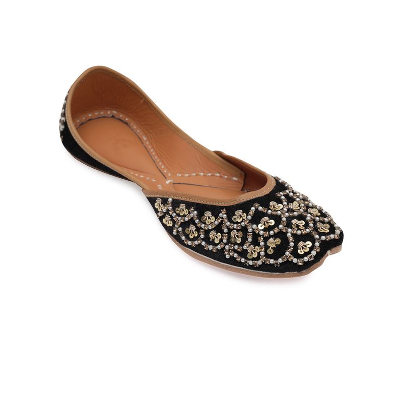 NR BY NIDHI RATHI Black Gold and Silver Handcrafted Leather Ethnic Juttis (EURO 36)