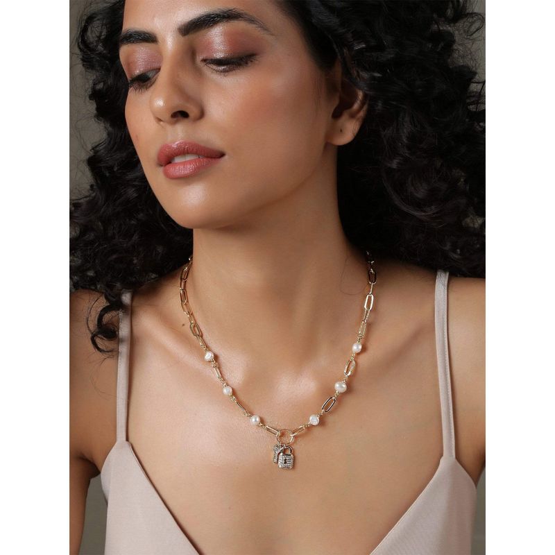 KLISSAA Lock & Key Pearl Necklace Buy KLISSAA Lock & Key Pearl