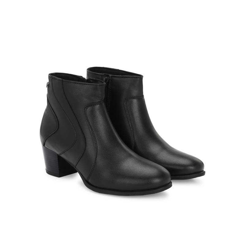 Delize Women Black Solid Ankle Length Casual Boots (UK 3)