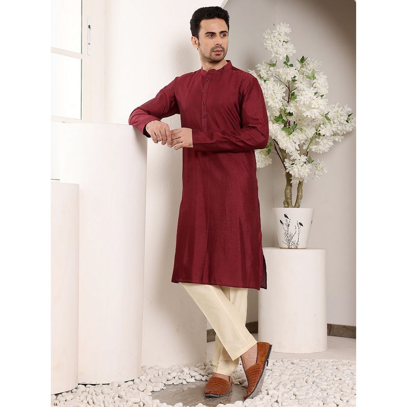 MULTI SHADES Men Straight Viscose Silk Maroon Kurta with Pyjama (XS)