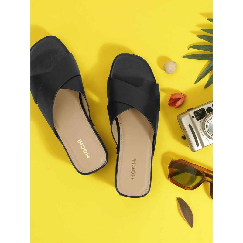 Mochi Black Synthetic Casual Sandals Heels (EURO 37)