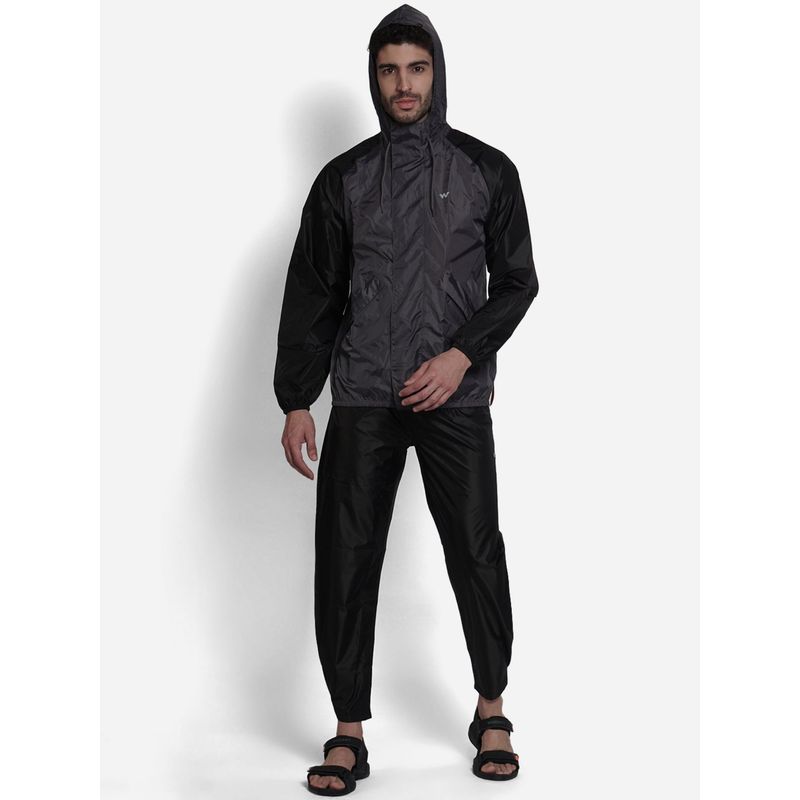 Wildcraft Men Grey Colorblock Rain Jacket (XL)