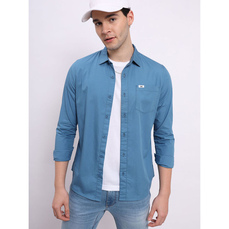 Lee Men Solid Blue Slim Fit Shirt (M)
