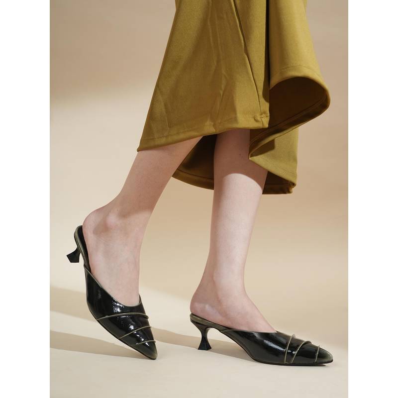 Drop Bold Women Black Textured Pointed Toe Mules Heels (EURO 36)
