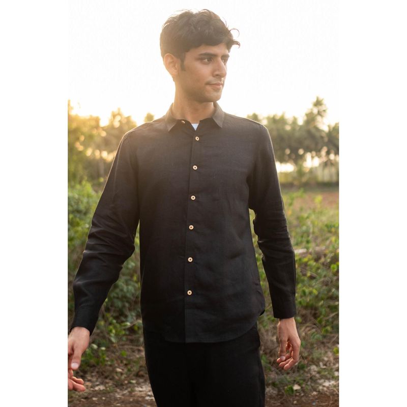 Creatures of Habit Linen Pocketless Shirt- Midnight Black (M)