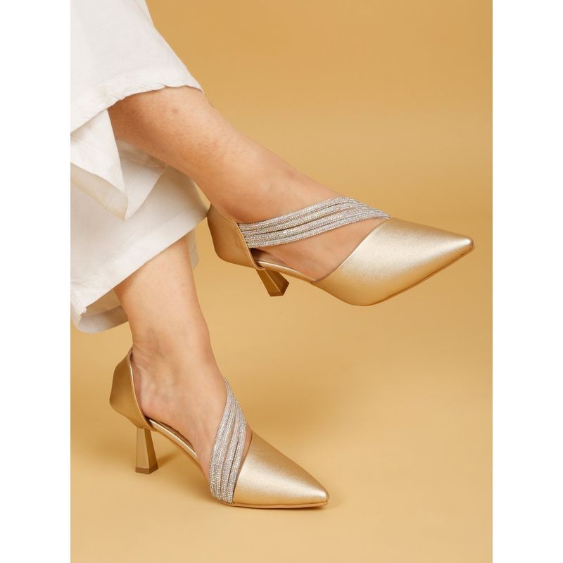 Flat n Heels Women Gold Sandal Heels (EURO 35)