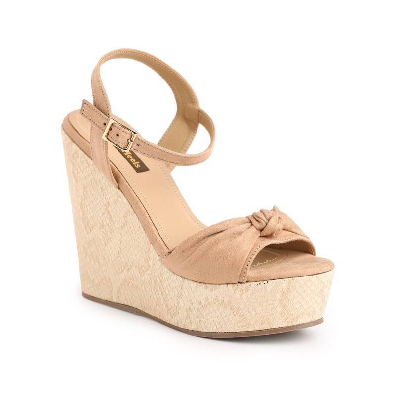 Flat n Heels Women Beige Wedges Heels (EURO 35)