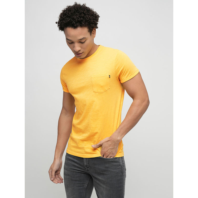 Jack & Jones Solid Yellow Slim Fit T-Shirt (L)