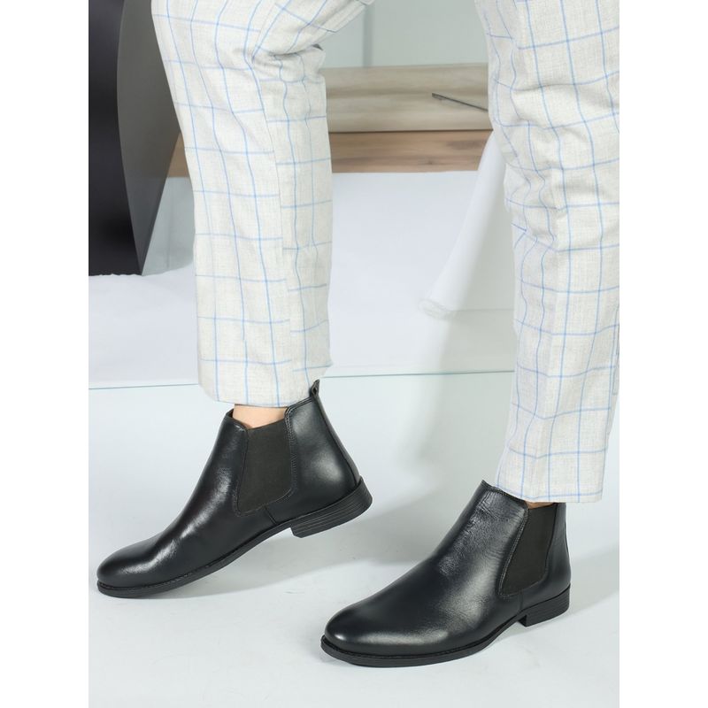 Carlton London Black Slip On Men Chelsea Boots (EURO 43)