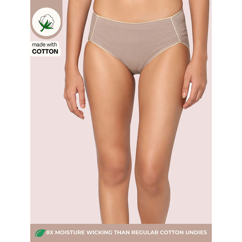 INTIMATE QUEEN Brown Cotton Bliss Seamless Moisture Wick Hipster Brief (M)