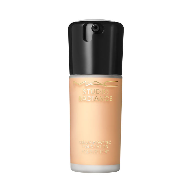 M.A.C Studio Radiance Serum-Powered Foundation - NC16