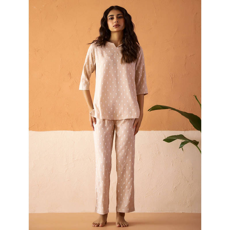 SANSKRUTIHOMES Cream Viscose Rayon Printed Ethnic Motifs Night Suit For Women (Set of 2) (M)