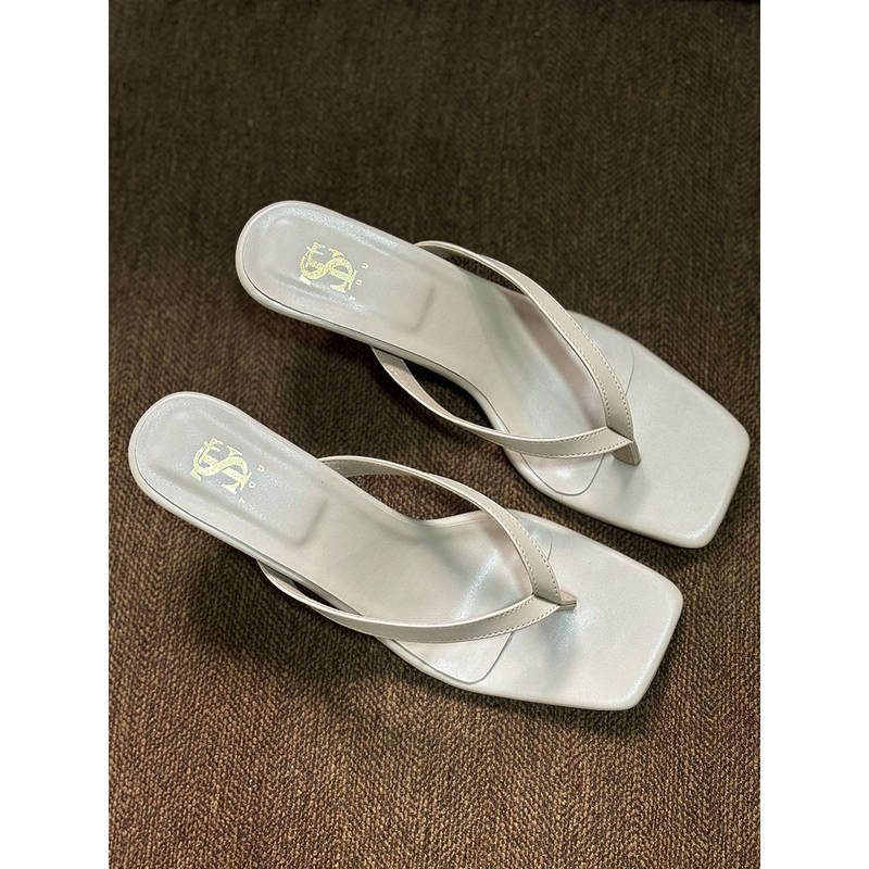 Shoe that fits you Mocha Thong Heels (EURO 35)