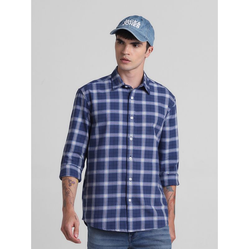 Jack & Jones Men Navy Blue Checks Regular Fit Shirt (S)