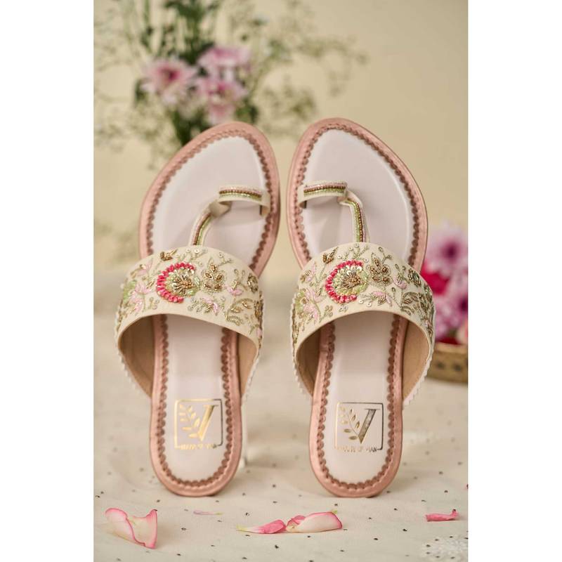 House of Vian Beige Gulmohar Kolhapuris (EURO 36)