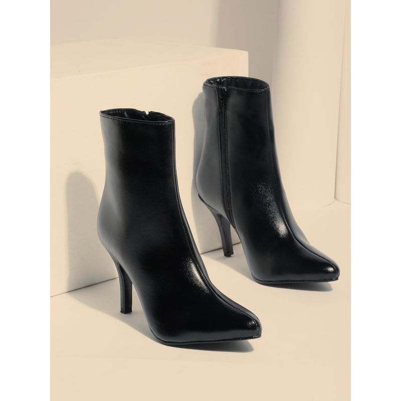 VALIOSAA Women Black Casual Boots (EURO 37)
