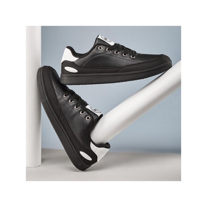 Campus DRIPP Men Black Sneakers (UK 10)