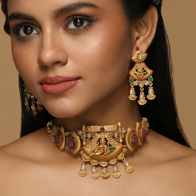Nykaa jewellery choker top