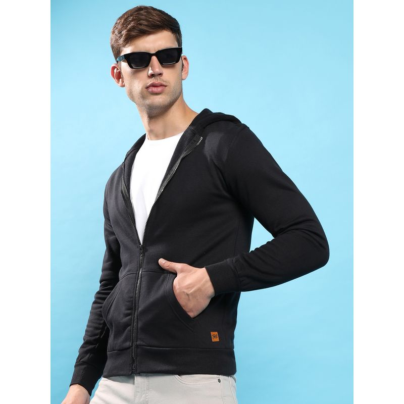 Campus Sutra Men Black Zip Front Hooded Sweatshirt with Contrast Drawstring (S)