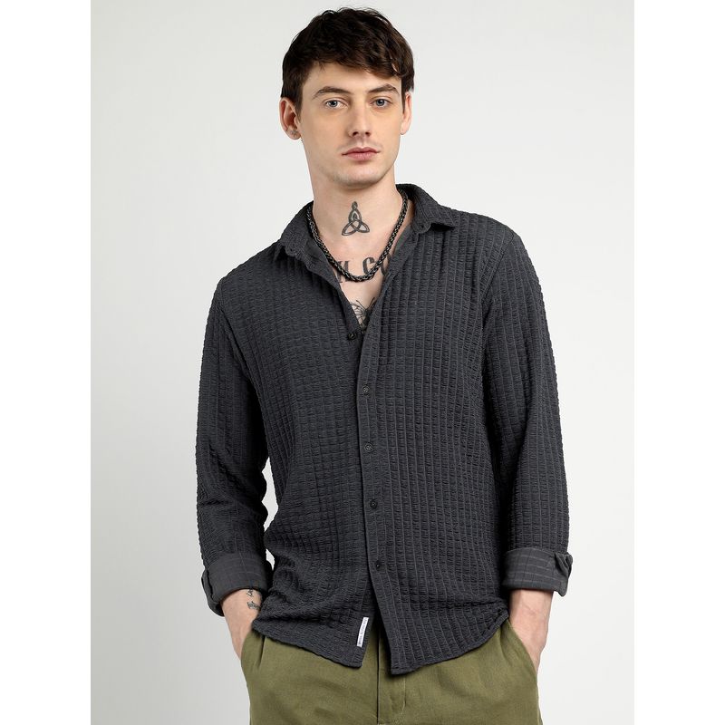 Campus Sutra Men Charcoal Grey Cube-Textured Shirt (S)