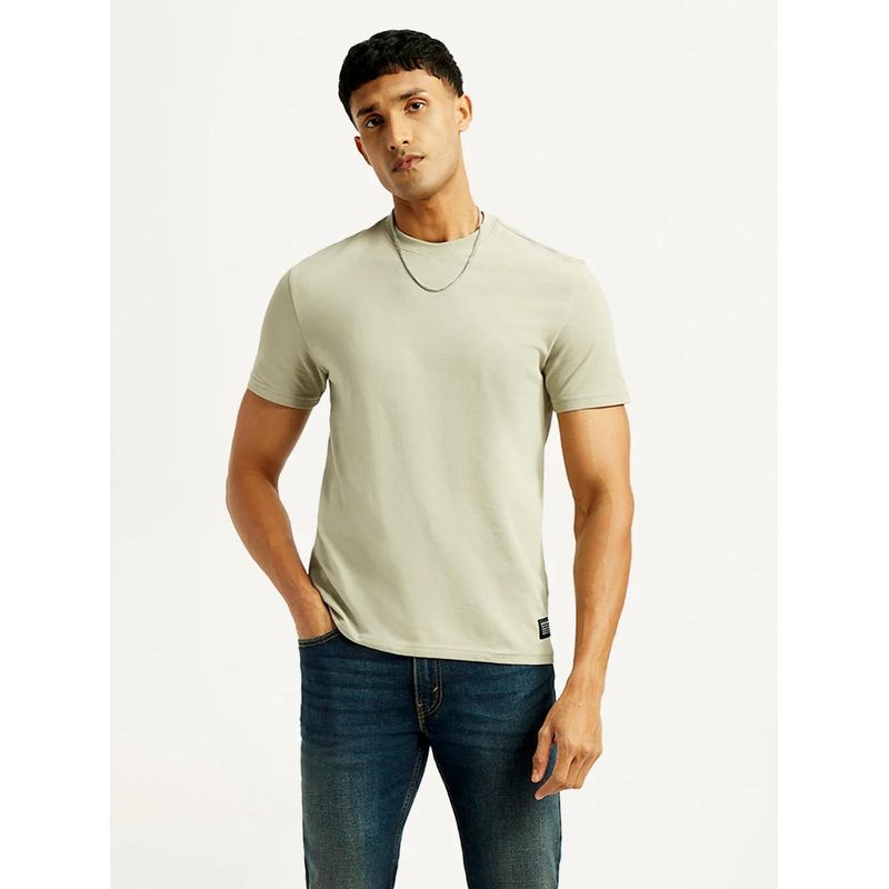 Levi's Men's Solid Slim Fit T-Shirt (M)