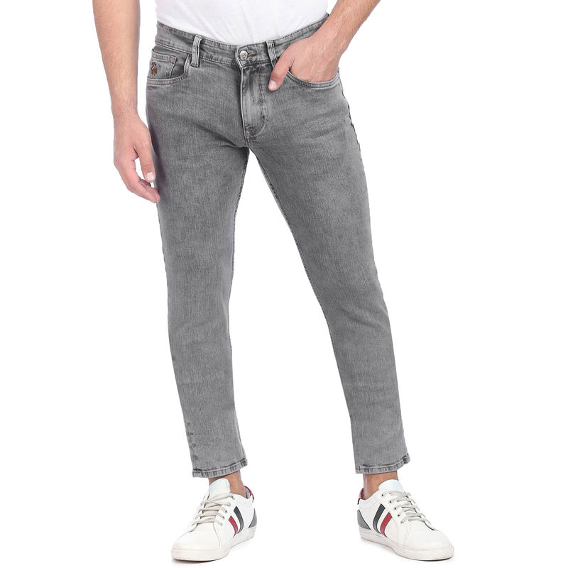 U.S. POLO ASSN. Men Charcoal Brandon Slim Tapered Fit Washed Jeans (38)