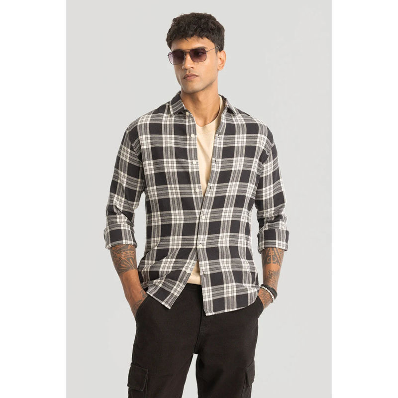 Snitch Black Checks Slim Fit Shirt (XL)