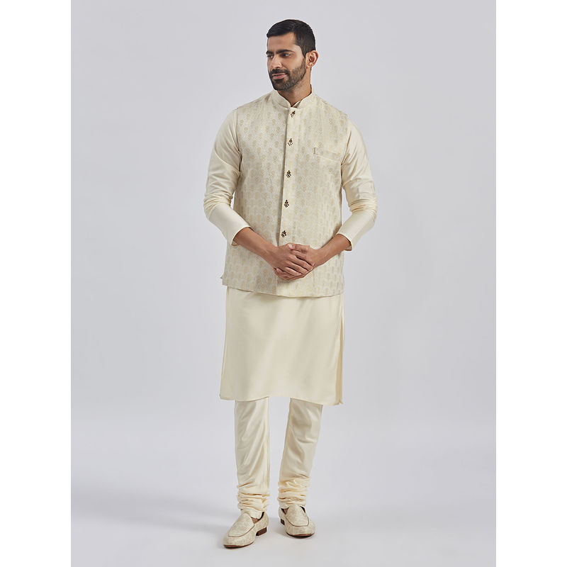 Vastramay Men'S Off White Kurta and Pyjama with Jacket (Set of 3) (M)