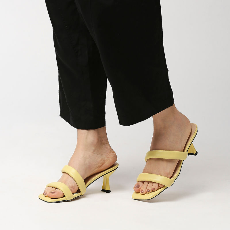 Twenty Dresses By Nykaa Fashion Yellow Makes Me Mellow Kitten Heels (EURO 39)