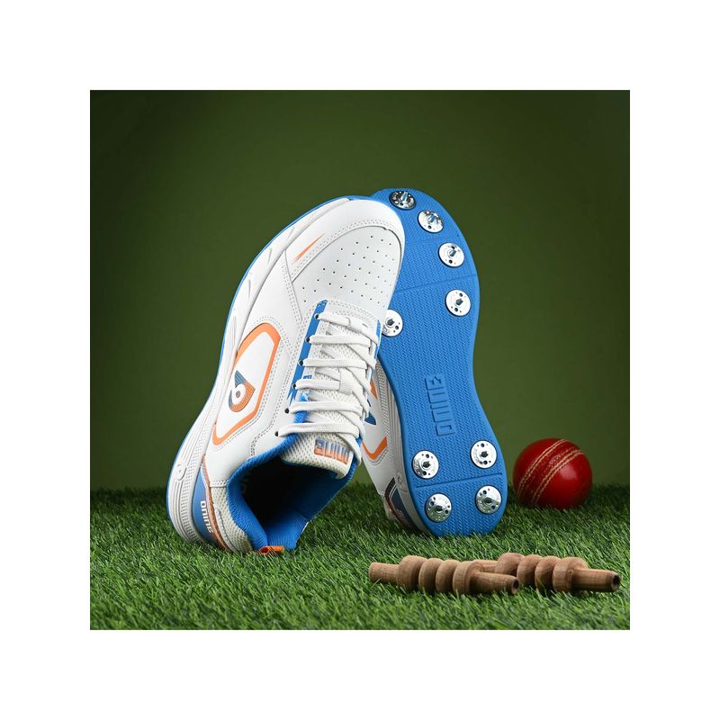 DNINE Men White DNINE Thunder Batting Spikes Cricket Shoes (UK 7)