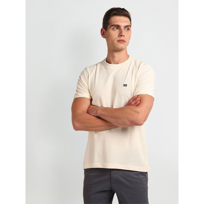 Arrow Sports Men Cream Solid T-Shirt (M)