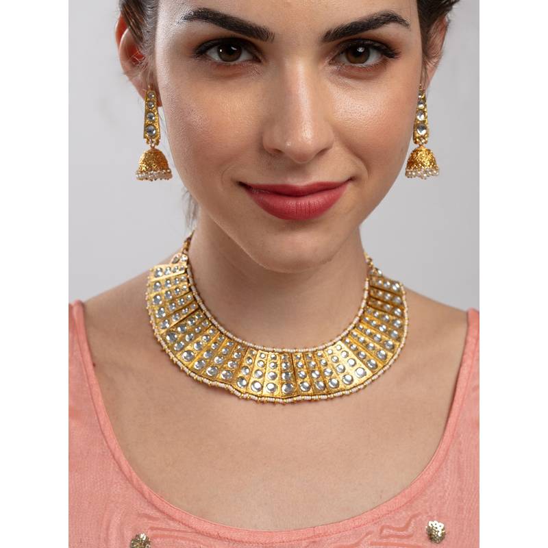 Buy Zaveri Pearls Gold Tone Kundan & Pearls Traditional Necklace ...
