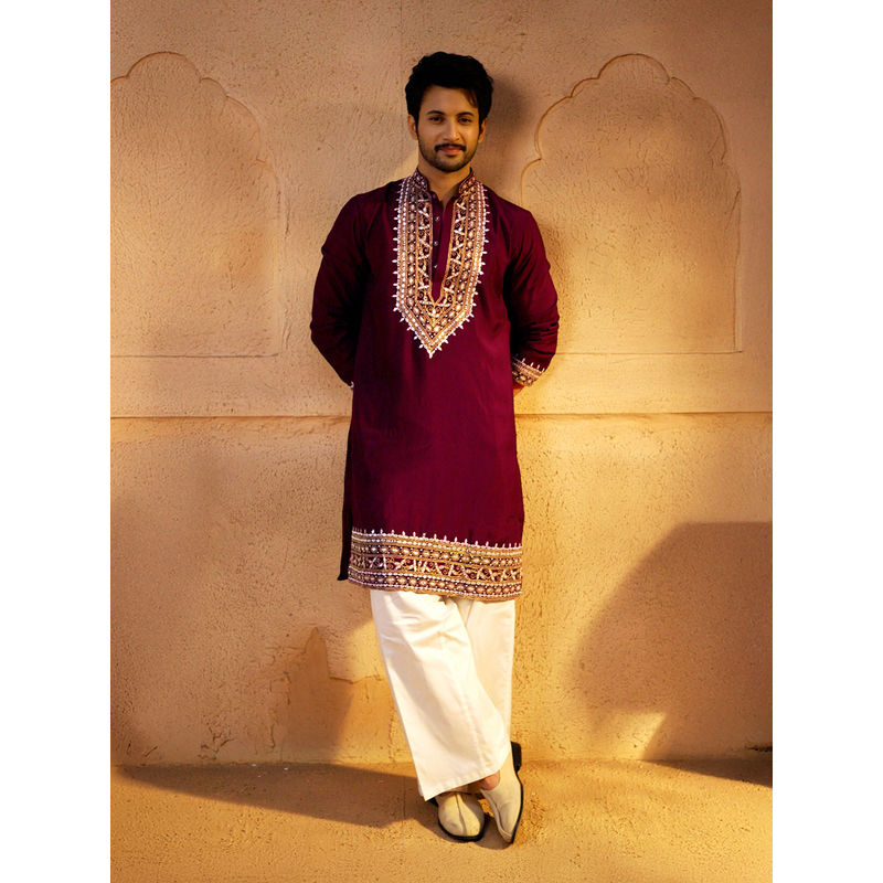 Vastramay Maroon Chanderi Regular Full Sleeves Kurta With Pant (36)