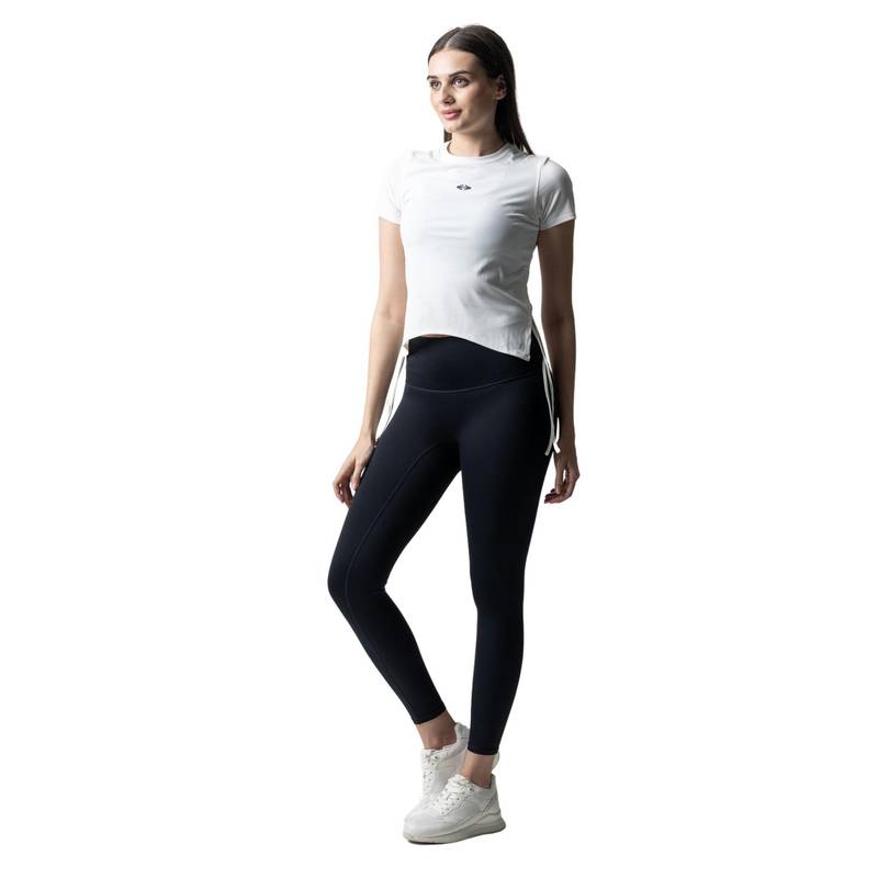 STRCH White Solid Regular Crop Top (L)
