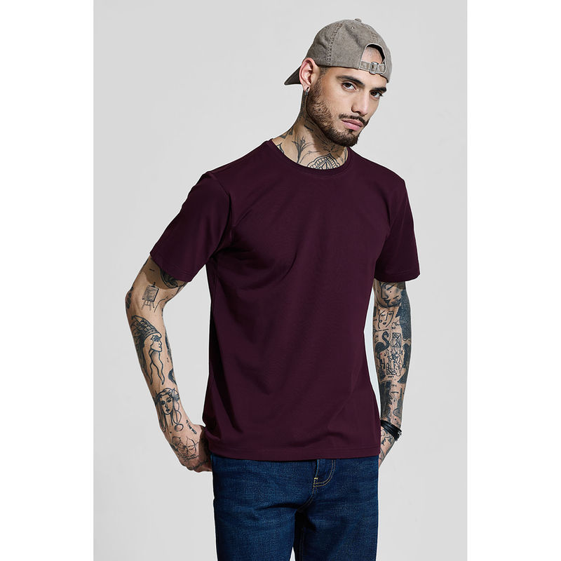 Snitch Wine Solid Half Sleeves Slim Casual T-Shirt (M)