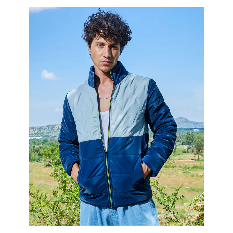 Campus Sutra Mens Blue Contrast V Quilted Puffer Jacket (S)