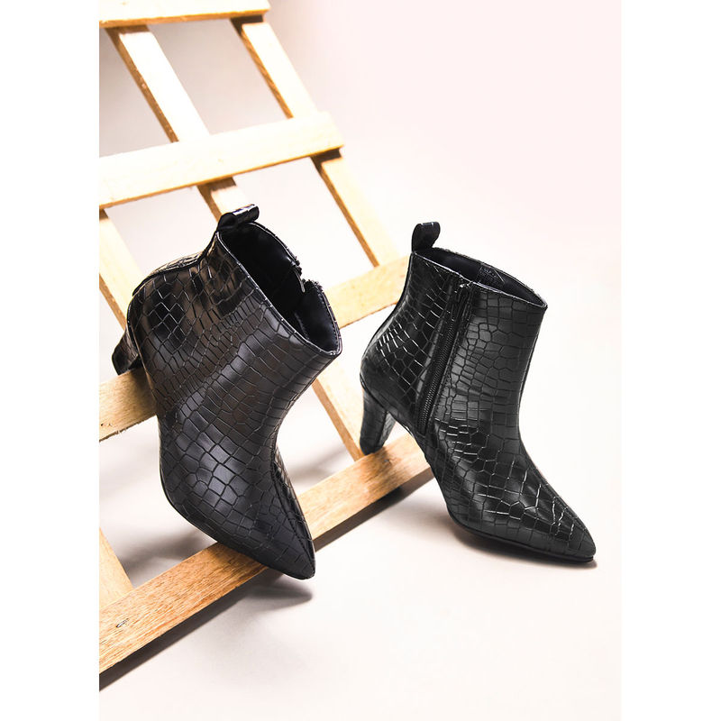 CLOG LONDON Women Black Casual Boots (EURO 36)