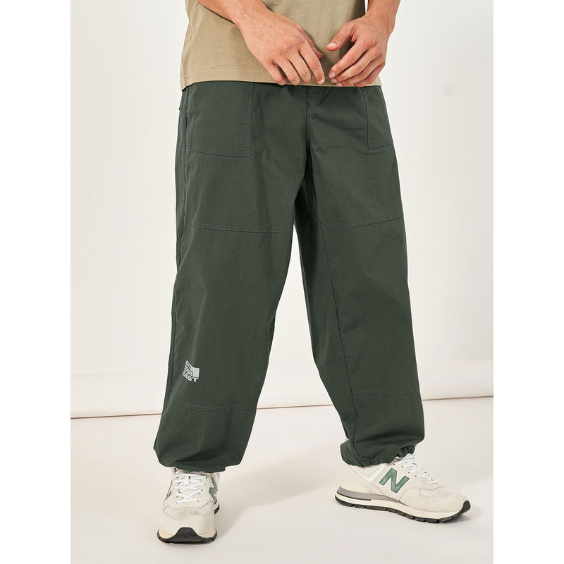 Styli Men Green Checks Utility Ripstop Baggy Parachute Pants (34)