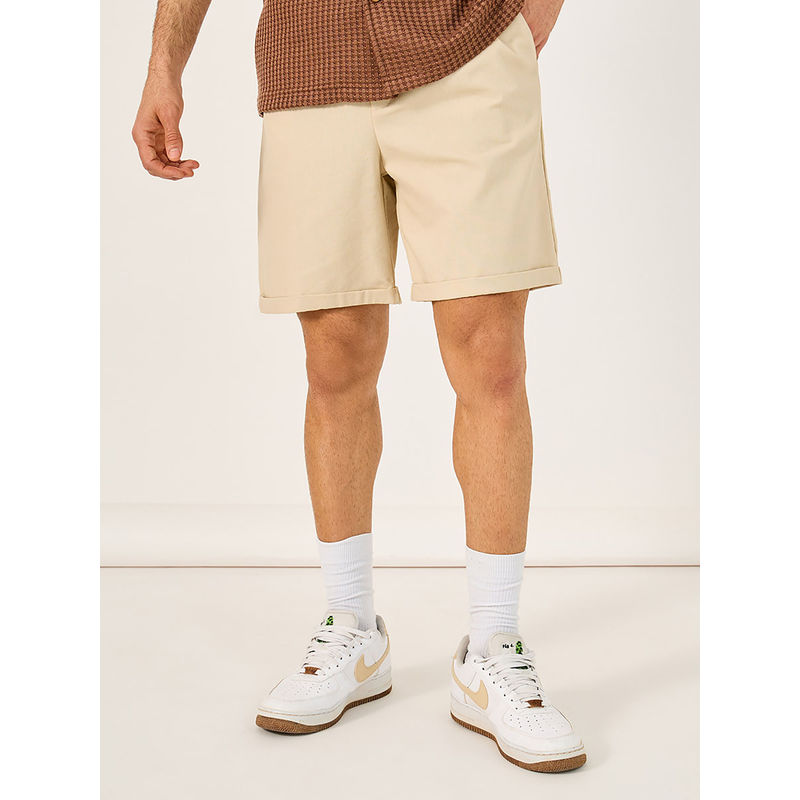 Styli Men Beige Regular Fit Tailored Shorts with Turn Up Hem Detail (M)