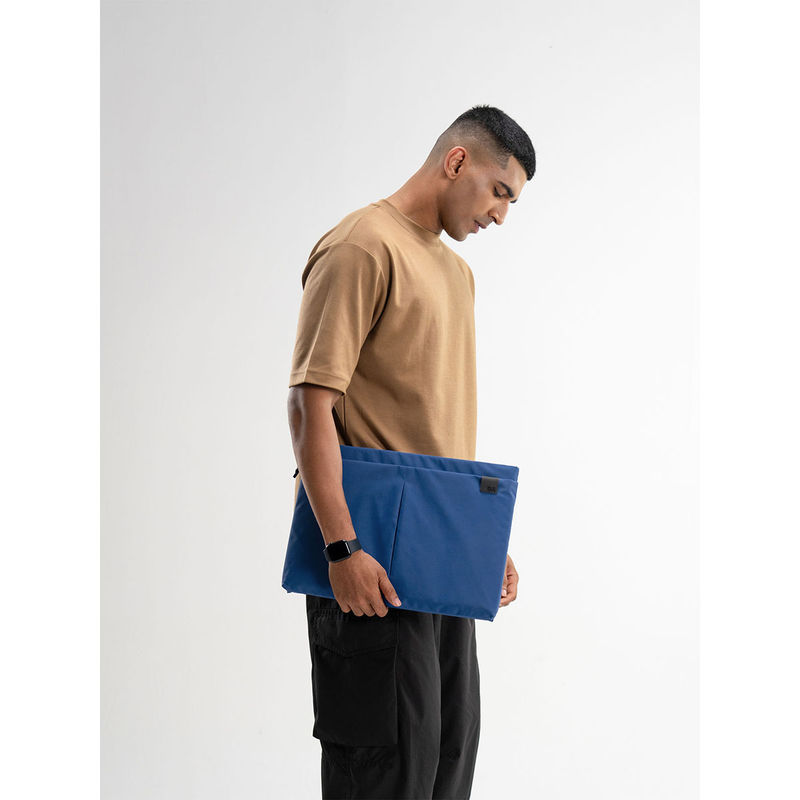 DailyObjects Unisex Solid Lagoon Pivot Laptop Sleeve (M)