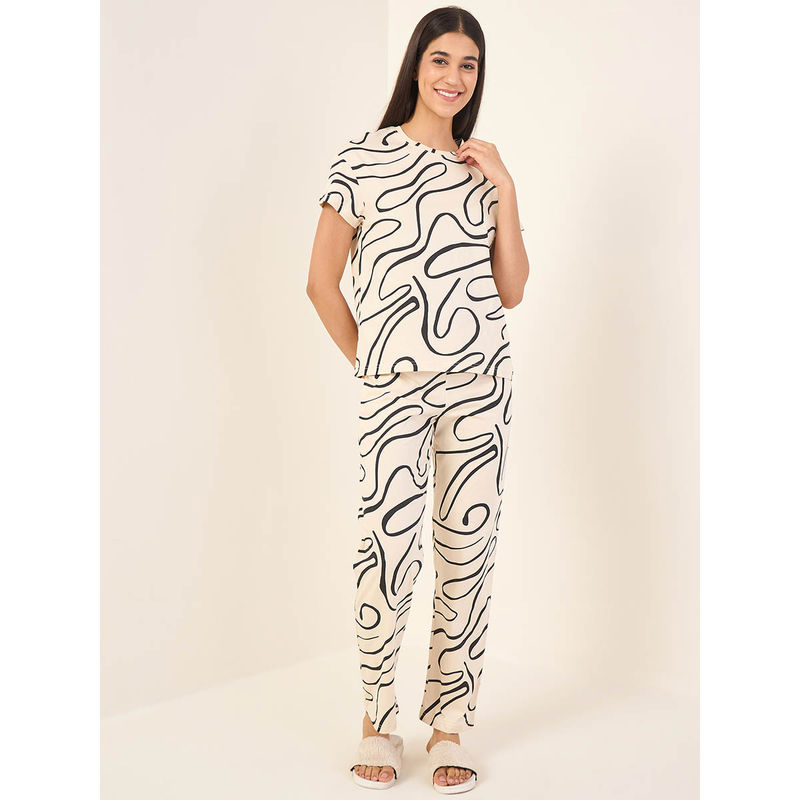 Sweet Dreams Beige Printed Regular Fit T-shirt and Pyjama (S)