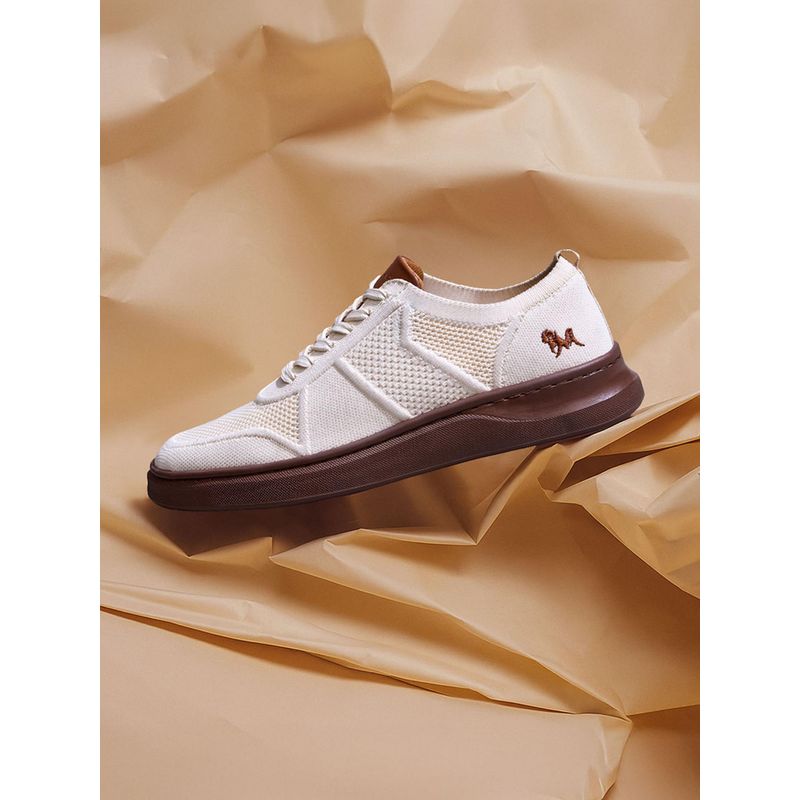 Neeman's Off White Elevate Low Top Sneakers (UK 11)