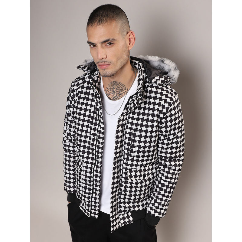 Campus Sutra Mens Carbon Black & Chalk White Checkboard Puffer Hoodie with Fleece Hood (L)
