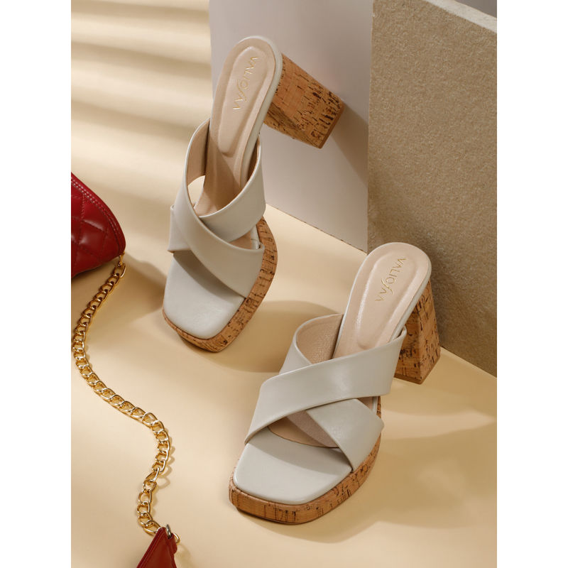 VALIOSAA Women Cream Heels (EURO 36)