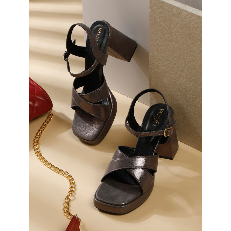 VALIOSAA Women Metallic Heels (EURO 36)