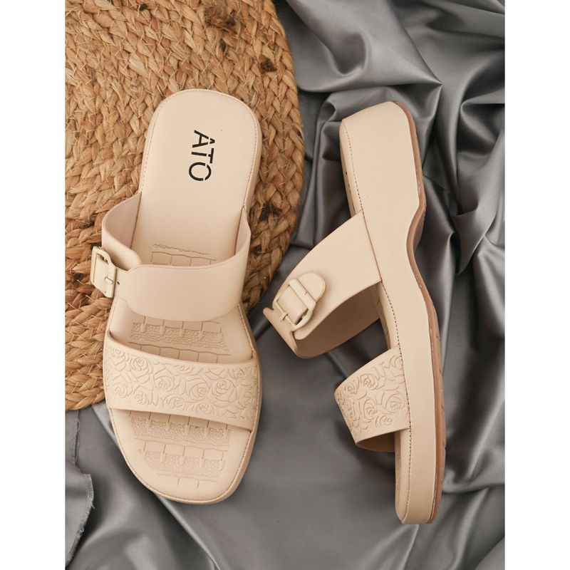 ALL TABS OPEN Women Women Beige Adjustable Strap Sandals (EURO 36)