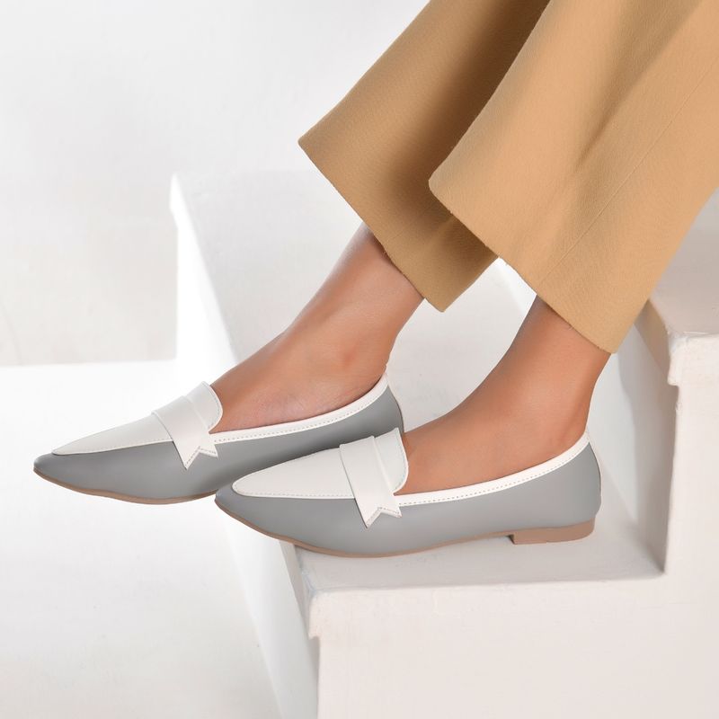 La Fiza THE DUO - Pebble Grey and Vanilla Pointed Loafers (EURO 36)