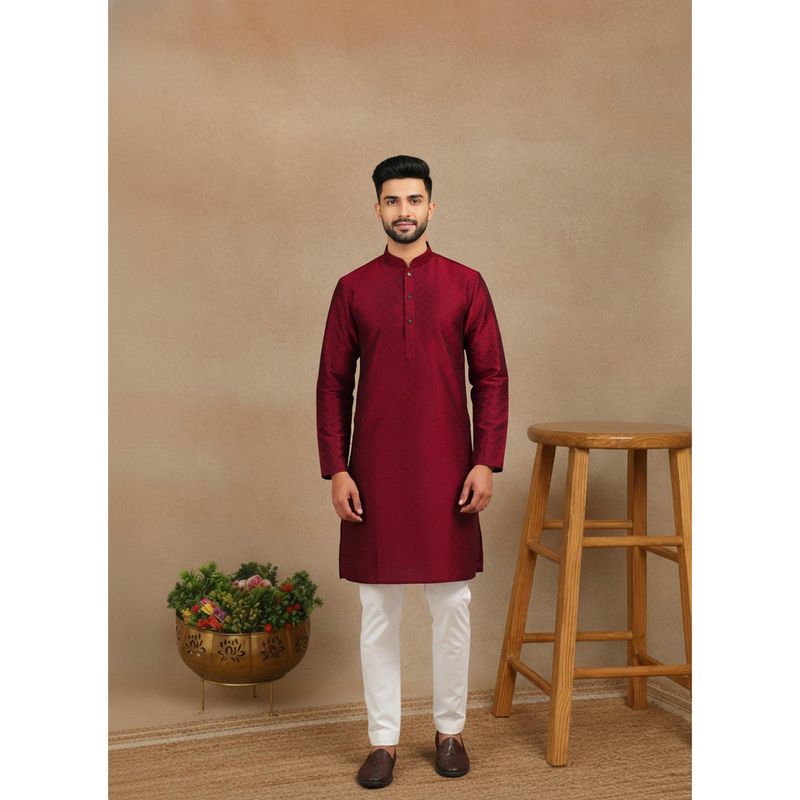 Gahan Mens Maroon Art Silk Embroidered Kurta (S)