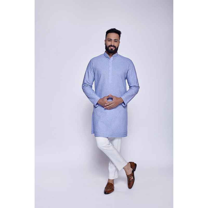 Arjun Kilachand Embroidered Kurta (S)