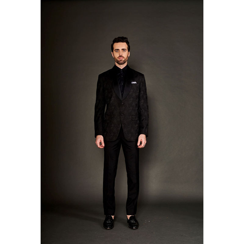 Arjun Kilachand Butterfly Lapel Suit (Set of 2) (S)